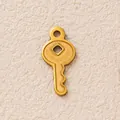 Hochwertiger Anhänger in Schlüsselform aus Edelstahl mit 18K Goldbeschichtung für DIY - Schlüsselförmig / Gold