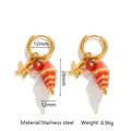 Détails des dimensions et matériaux des créoles avec pendentifs étoile de mer - Rouge