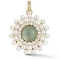 Élégant pendentif en forme de soleil avec pierre verte et perles blanches chic. - Pendentif Tournesol / Émeraude Perle