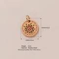 Vue détaillée des dimensions d'un pendentif fleur de soleil en acier inoxydable doré 18K - Pendentif Engrenage Solaire No 1