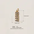 Détail d'un pendentif vertical HAPPY en acier inoxydable doré orné de strass brillants - Lettre HAPPY / 1 Pièce / Pendentif Lettre en Strass Doré