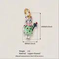 Pendentif chat en émail peint à la main en cuivre et placage d'or 18 carats - Style 9 Pendentif Ours Blush
