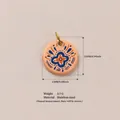 Detailinfos zu Größe und Material des runden Blumenanhängers aus Edelstahl. - Nr. 2 Vierblättriges Kleeblatt-Anhänger