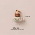 Vue détaillée d'un pendentif ours en tasse en cuivre avec dimensions 17,5x17,3mm - Pendentif Ours Brun 4