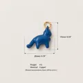 Vista dettagliata di un ciondolo a forma di gatto in smalto blu con dimensioni e materiali - Pendente Gatto Blu