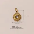 Sonnenanhänger aus Edelstahl mit 18 Karat Vergoldung und Kristallzentrum, 12mm - Edelstein Sonne