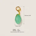 Dimensions détaillées d'un pendentif goutte facetté vert avec enroulement en fil de cuivre. - Pendentif Cyan
