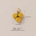 Gele emaille bes vrucht hanger DIY accessoire gemaakt van duurzaam koper voor sieraden - Physalis Hanger / Geel (Nr.4)