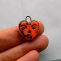 Pendentif cœur unique en acier inoxydable orange avec motif tête de mort imprimé noir - Pendentif Imprimé Crâne Gothique / Cœur Orange Visage de Crâne