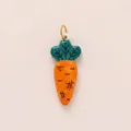 Colgante de zanahoria esmaltado en naranja y verde, variante para creación de joyas - Colgante Solo / Zanahoria