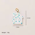 Weißer Hausanhänger mit blauen Punkten und Größenangaben 2,1 cm x 1,3 cm für Schmuck - Hausanhänger mit blauen Punkten