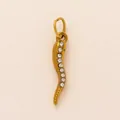 Elegante ciondolo a cornetto in acciaio inossidabile placcato oro con cristalli lucenti. - Stile peperoncino Cornicello portafortuna