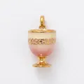 Λεπτομέρεια ενός vintage macchiato cup charm με ροζ σμάλτο και χρυσή επένδυση - Μενταγιόν Μόνο (Χωρίς Αλυσίδα) Κύπελλο Sundae
