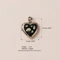 Pendaglio locket a forma di cuore in rame vintage con delicato design floreale - No. 21 Medaglione Stampato Apribile Cuore / Colore Acciaio Tarassaco Nero