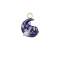 Gros plan d'un pendentif renard ciel étoilé bleu avec anneau de suspension doré - Pendentif Uniquement / Pendentif Renard Dormant Éclair Violet Étoile-Lune