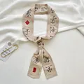 Elegante beige lange zijden sjaal met Chinese kalligrafie patroon haar lint model - Poëzie