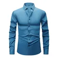 Chemise de ville premium ajustée à manches longues pour hommes en bleu paon stretch - 3XL / Hauts / Bleu Paon (Bouton Noir)