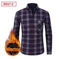 Camicia casual a quadretti blu navy da uomo con una calda fodera in pile invernale. - S / Tops / Quadri Blu-Arancione
