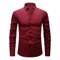 Chemise professionnelle homme manches longues bordeaux ajustée avec des boutons noirs élégants. - 3XL / Hauts / Rouge Vin (Bouton Noir)