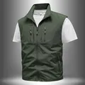 Premium leichte dunkelgrüne Outdoor-Anglerweste für Herren mit vielen Taschen - M / Oberteile / Armeegrün