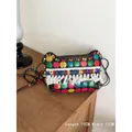 Bolso bandolera bohemio de coco de colores con borlas, tamaño mini 19x12cm - Bolso para Teléfono con Borlas Multicolor (19x12cm) / 19x12cm / Multicolor