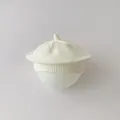 Minimalistische crèmekleurige gebreide baret voor baby's en peuters van zachte wol - Witte Tepel