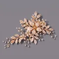 Fermaglio per capelli fatto a mano con foglie, perle e cristalli in oro rosa. - Fermaglio Per Capelli Versatile Color Oro Hs-j7122g