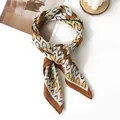 Elegant silk-like square scarf with retro zigzag print in earth tones for fashion styling - 70x70cm / Khaki Floral Print