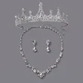 Parure de bijoux de mariée élégante avec diadème collier et boucles d'oreilles. - Ensemble De Bijoux En Alliage D'argent Et Strass Zuhe-011