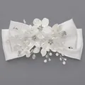 Barrette à cheveux élégante en forme de nœud blanc fait main avec perles et cristaux de fête - Ensemble De 2 Pinces À Cheveux Nœud Et Fleur Zuhe-516