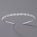 Serre-tête minimaliste élégant en strass argenté pour mariage ou accessoire cheveux quotidien - Bandeau Argenté Polyvalent Pour Les Trajets Domicile-travail Ts-j3103s