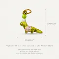 Bunter handbemalter Tieranhänger aus PVD-vergoldetem Edelstahl - Rosa Dinosaurier Stil (Nr. 8)