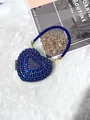 Mini pochette en forme de cœur en strass bleus avec chaîne dorée pour soirées élégantes. - A153 bleu
