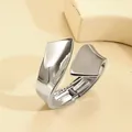 Elegante brazalete irregular de aleación plateada con diseño de resorte flexible para mujer - Estilo Cuadrado Irregular (As0170)