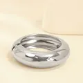 Brazalete grueso de aleación plateada con diseño minimalista de apertura. - Redondo Mediano (As0162)-2.5CM