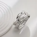 Brazalete irregular de aleación plateada con acabado espejo brillante y elegante - Brazalete de Doble Fila Irregular (As0082)