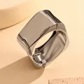 Brazalete de aleación irregular con apertura de resorte en acabado plateado pulido - Romboidal de Borde Ancho (As0140)