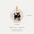 Minimalistischer runder Acryl-Anhänger mit süßem Hunde-Print und goldenem Ringverschluss - Schwarzer Akita (MQPK254218R)