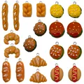 Miniatuur hars voedsel bedeltjes set inclusief burger, croissant en brood voor DIY - Simulatie Burger Brood Collectie (SN1766) / Set van 20 Stuks