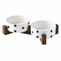 Juego de dos cuencos de cerámica para mascotas con lunares negros y soporte de madera - Estilo de Bol Doble de Motas (Con Soporte de Madera Doble) / Pequeño