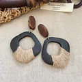 Orecchini etnici geometrici in legno in stile boho con dettagli in corda intrecciata marrone - 19# Perno in Argento - Caffè