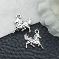 Breloques de cheval en alliage argenté pour la fabrication de bijoux DIY et artisanat - Cheval au Galop (17342)