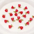 Exquisite rote Maiglöckchen-Acrylperlen mit grünen Blättern für die DIY-Schmuckherstellung. - Maiglöckchenknospen Leuchtend Rot / 11 X 14 Mm Lochdurchmesser Ca. 2 Mm 2 Stück/packung