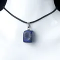 Colgante cuadrado de lapislázuli natural con cordón negro para hombres y mujeres - Solo colgante (sin cadena) / Aventurina Azul
