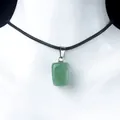 Collar con colgante cuadrado de aventurina verde con cordón negro variante SKU - Solo colgante (sin cadena) / Aventurina Verde