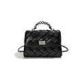 Sac à main carré tressé noir chic pour femme avec poignée chaîne et fermoir tournant rétro - Taille unique / Style en Cuir Tressé / Noir