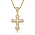 Collar hip hop para hombre con colgante de cruz de circonita cúbica de tres filas - (estilo 7) Color Dorado + Cadena Trenzada De 60 Cm