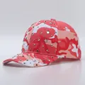 Berretto da baseball mimetico rosa con strass argentati e borchie a stella chic - Rivetti A Stella A Cinque Punte Mimetici Rosa / Regolabile