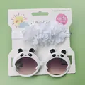 Détail de l'ensemble lunettes de soleil panda et bandeau fleur blanche - Ensemble Fleur en Mousseline Panda Blanc