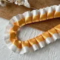 Cinta de raso plisada de doble capa con lunares amarillos y blancos para DIY - Diseño Cifrado De Lunares Naranjas De 1 Metro De Largo Y 25 Cm De Ancho.